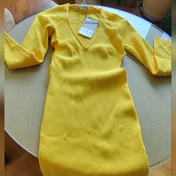 Zara Vibrant Yellow Long Sleeve Bodycon Ribbed Knit Mini Dress SIZE M. - Picture 5 of 10